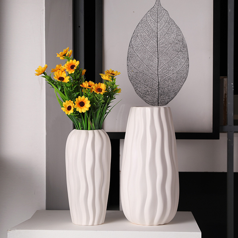 Wholesale Custom Ceramic Pot Solid White Color Flower Vase